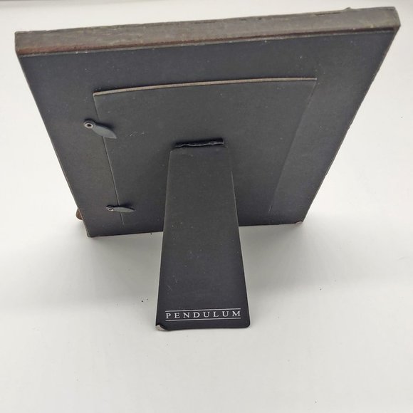 NWT BOGO 3 Dimensional Art Picture Frame 4x6 Foal - Buy One Get One Free - Picture 6 of 6